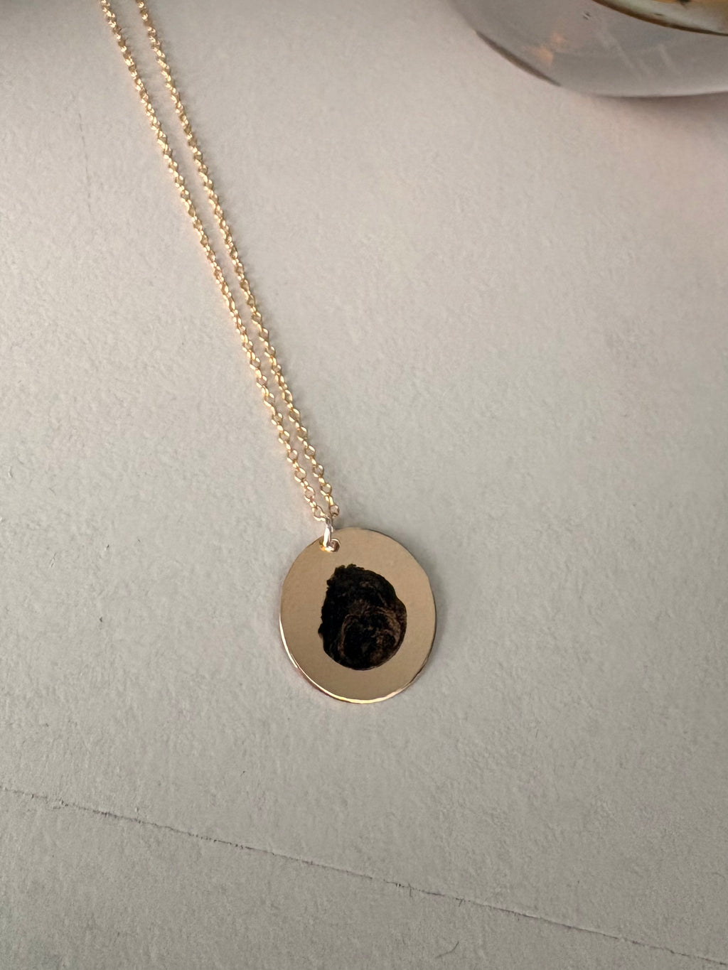Pet portrait pendant