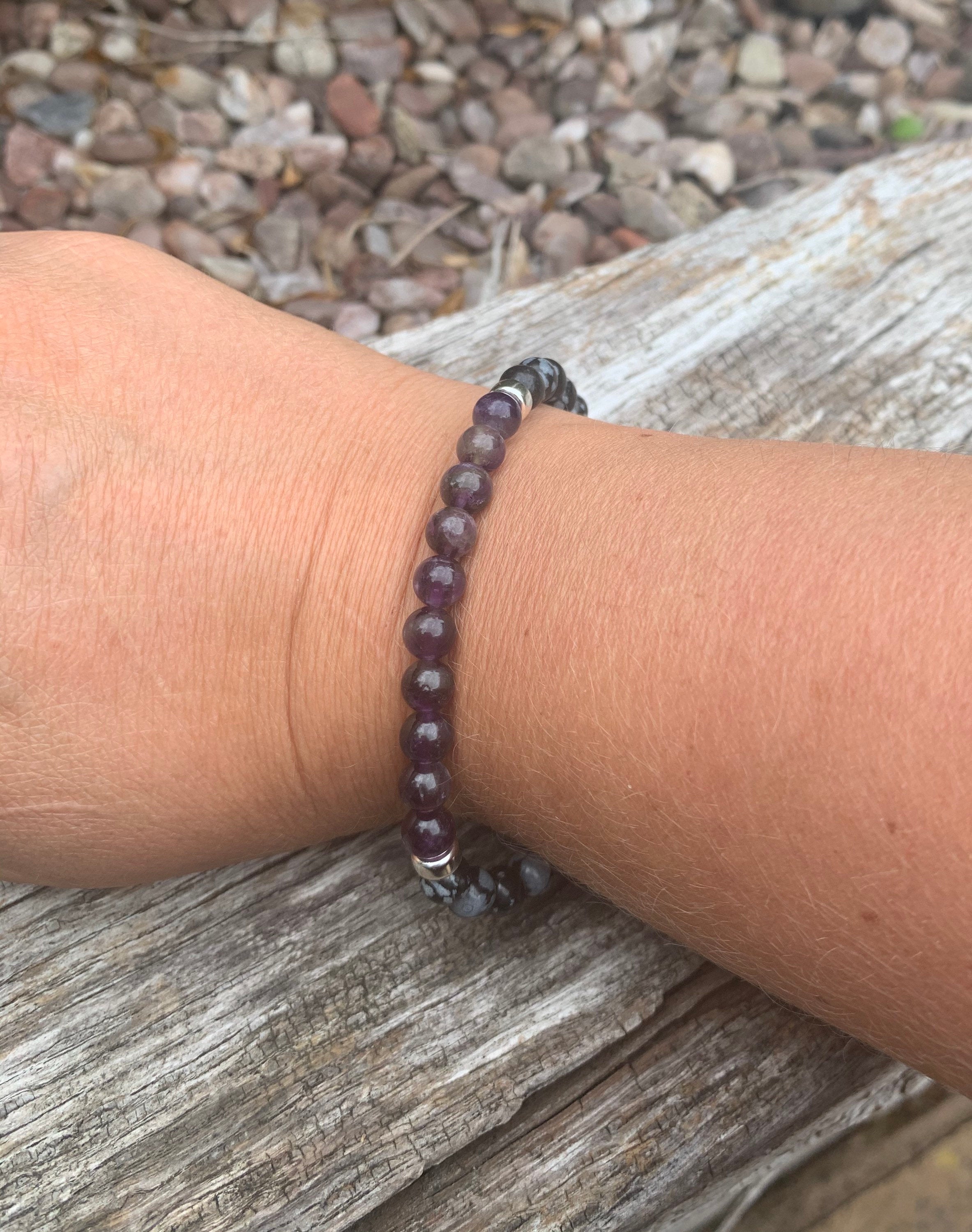 Unisex amethyst and snowflake obsidian beaded bracelet