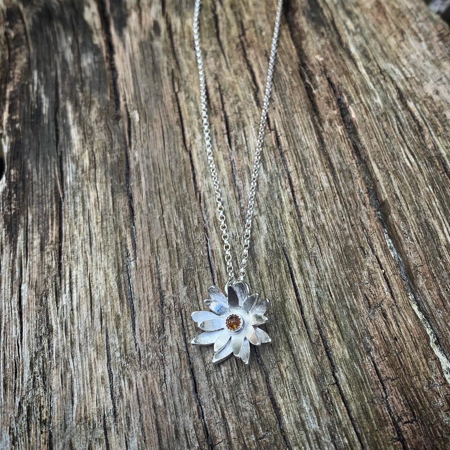 Sterling silver and Amber daisy necklace