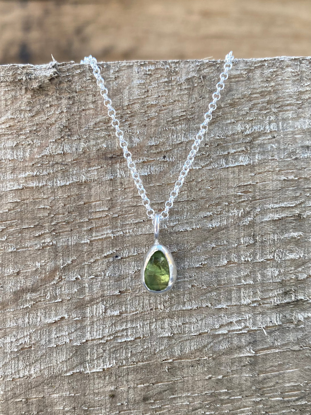 Birthstone pendant necklace